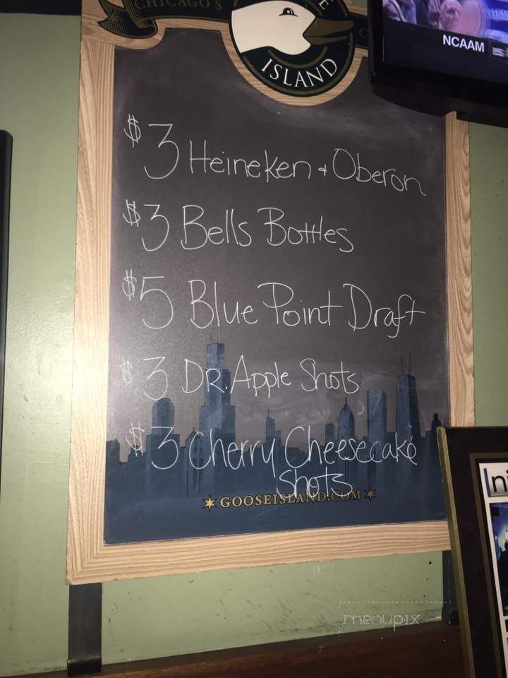 Wilson Street Tavern - Batavia, IL