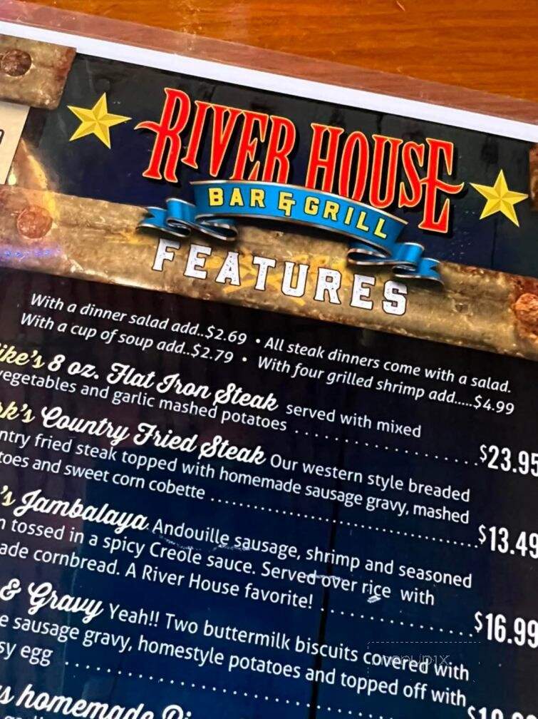 River House Bar & Grill - Moline, IL